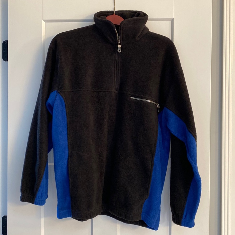 Mens Fleece half zip Pullover.  Medium/large Great condition.